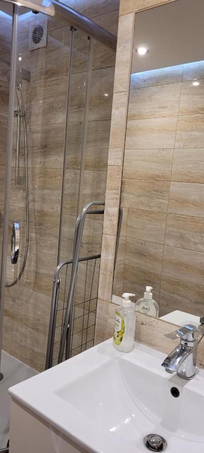 Tlc Apartments Cracow Krakow Ngoại thất bức ảnh