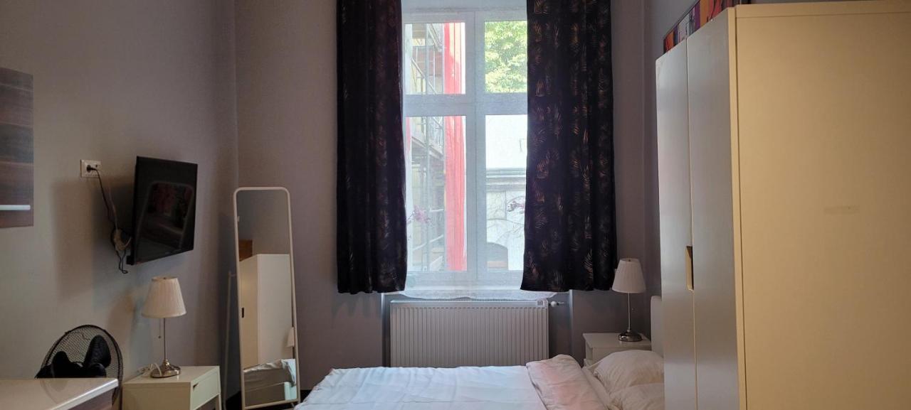Tlc Apartments Cracow Krakow Ngoại thất bức ảnh