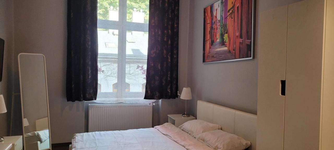 Tlc Apartments Cracow Krakow Ngoại thất bức ảnh